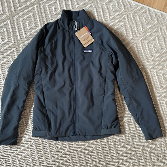 Patagonia Thermal Airshed Jacket in smolder blue *NWT